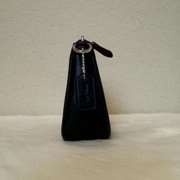 Coach Large Wristlet 19 with Studded Strap Embellishments - Picture 5 of 12